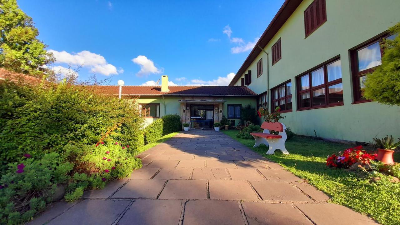 Pousada Casa Da Paz Hotel กรามาโด ภายนอก รูปภาพ