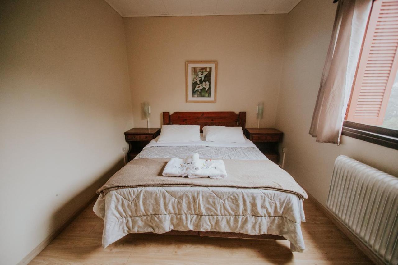 Pousada Casa Da Paz Hotel กรามาโด ภายนอก รูปภาพ