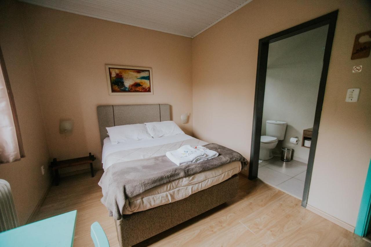 Pousada Casa Da Paz Hotel กรามาโด ภายนอก รูปภาพ